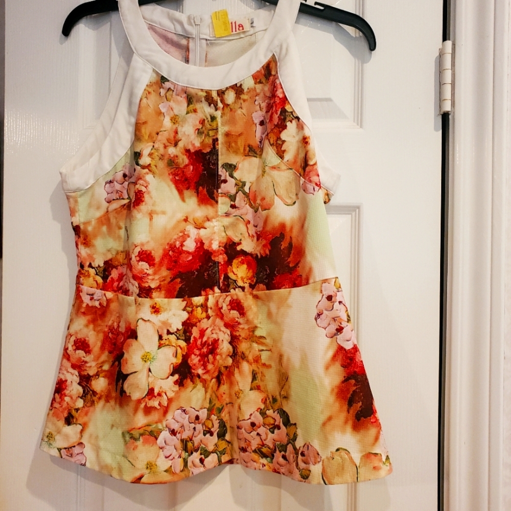 Floral fitted top